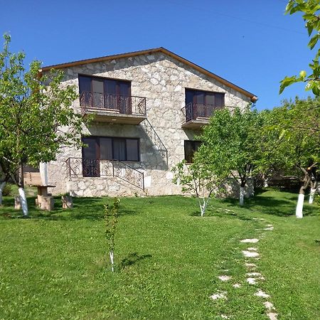 Guest House Ijevan'S Garden Екстер'єр фото