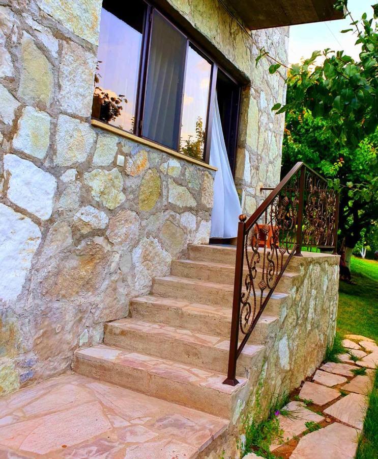 Guest House Ijevan'S Garden Екстер'єр фото