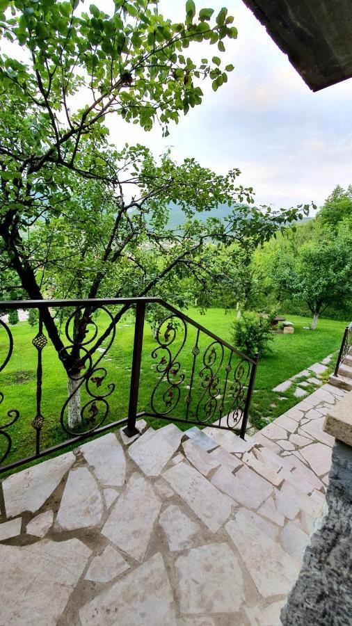 Guest House Ijevan'S Garden Екстер'єр фото