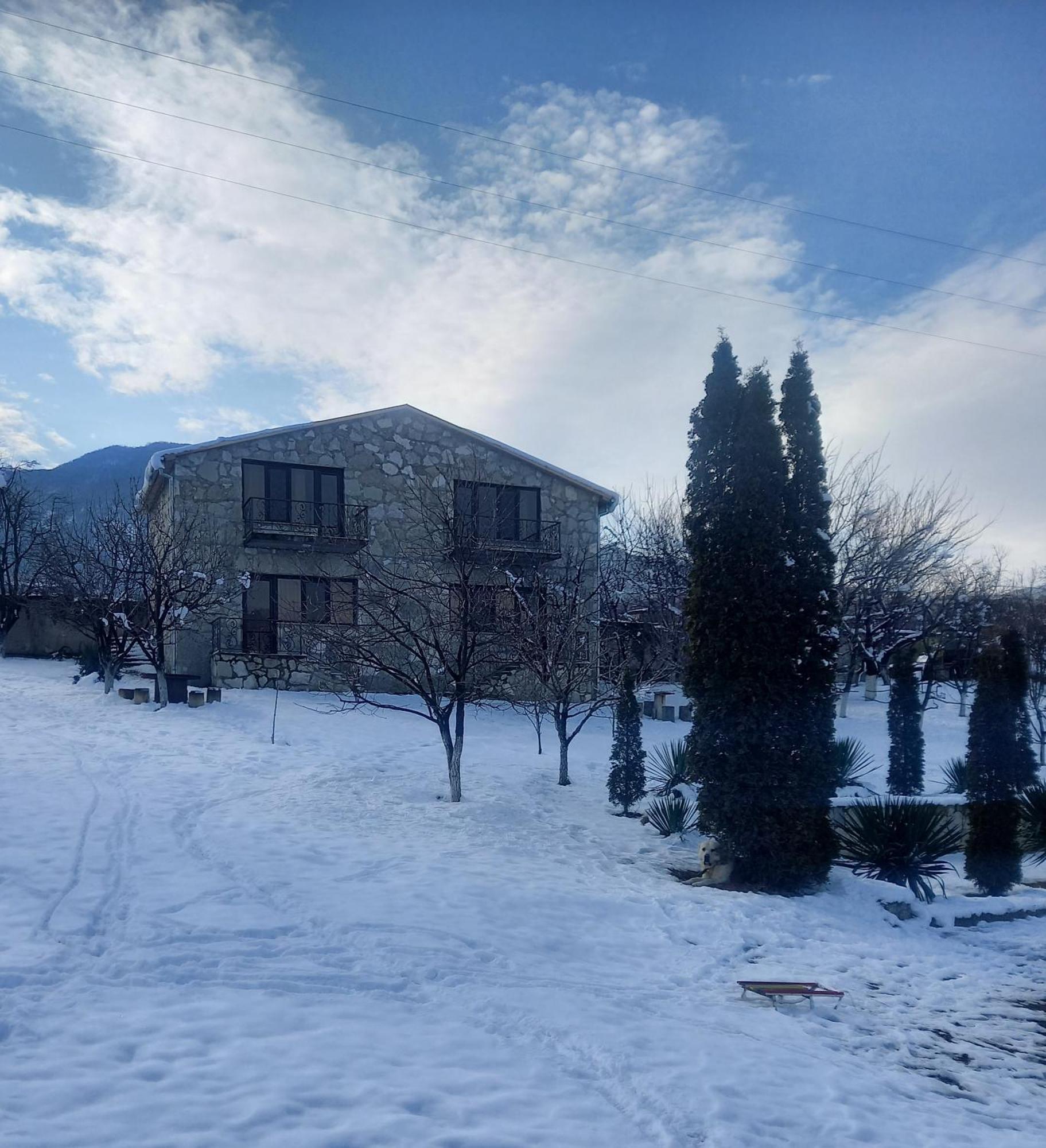 Guest House Ijevan'S Garden Екстер'єр фото
