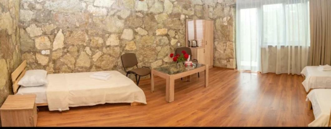 Guest House Ijevan'S Garden Екстер'єр фото